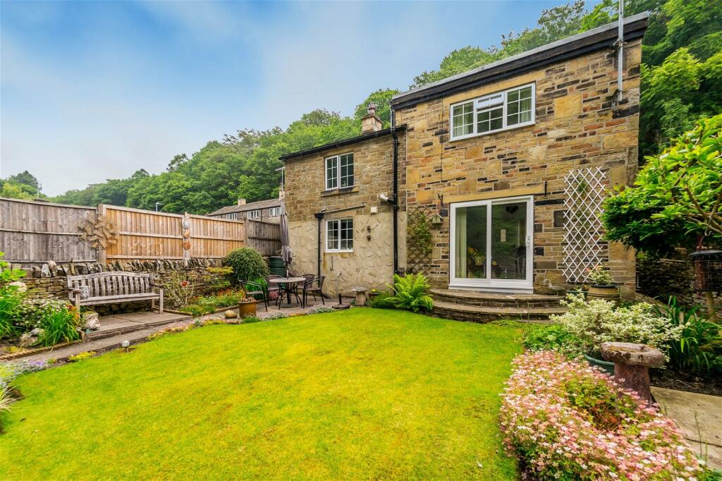 Thunderbridge Lane, Kirkburton, HD8 photo 3
