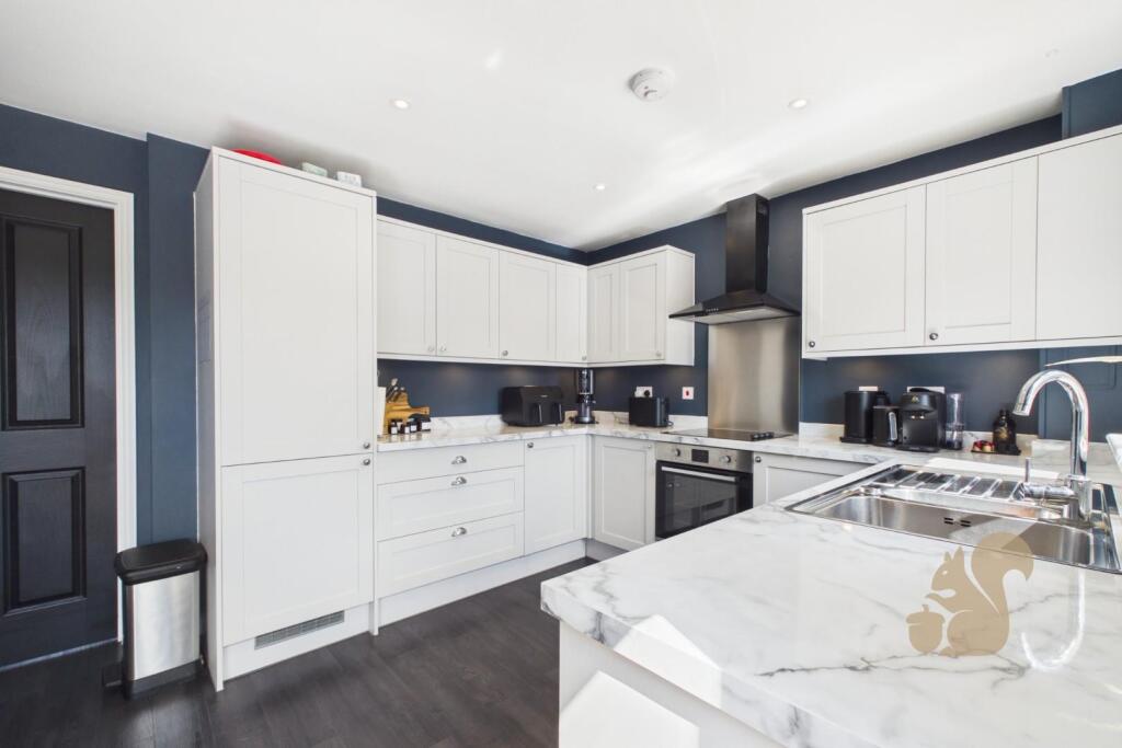 House in Tendring, Great Bromley - More
