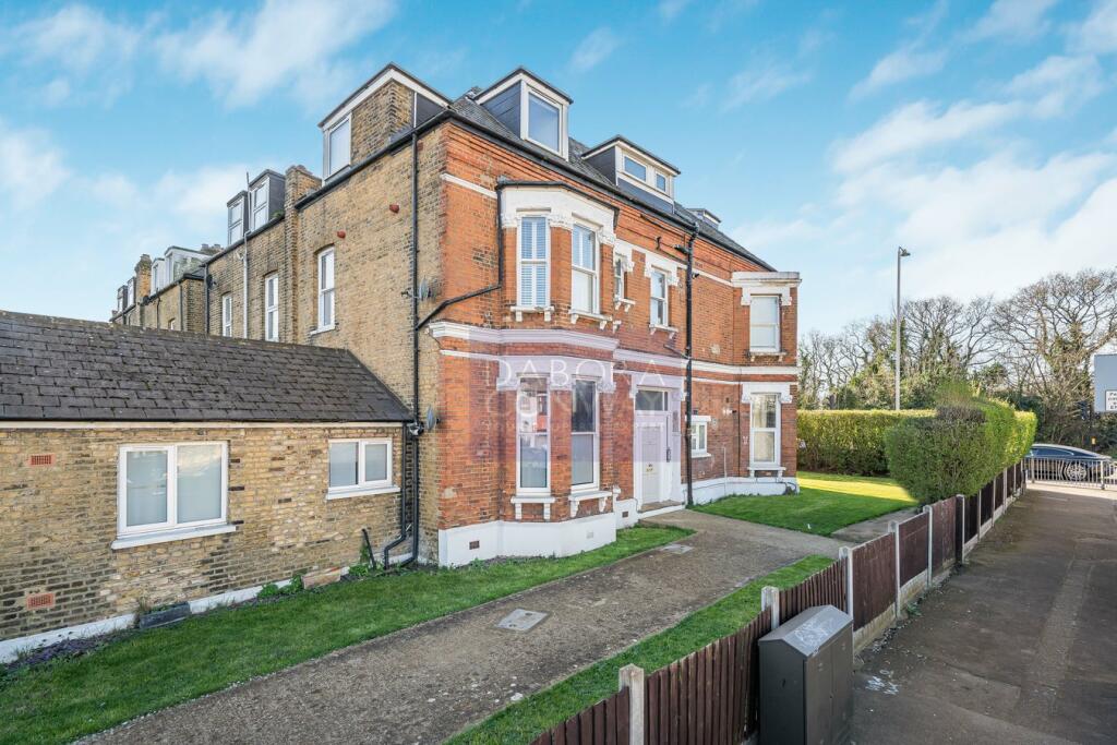 Main image of property: Hollybush Hill, WANSTEAD, E11