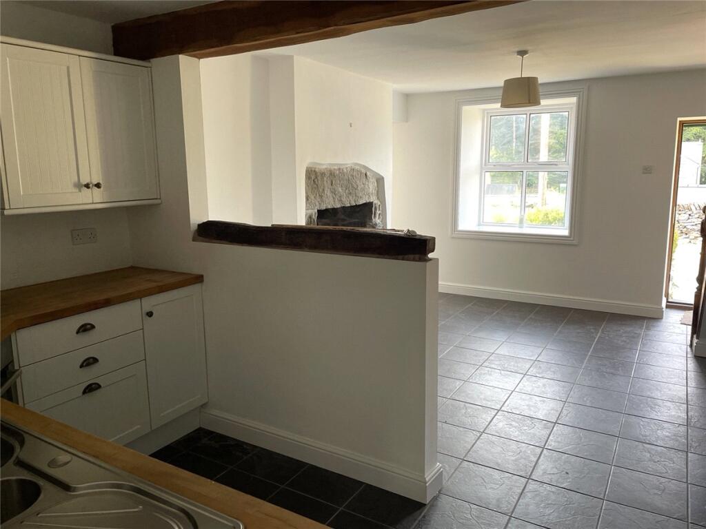 House in Llandudno, Pentrefoelas - More