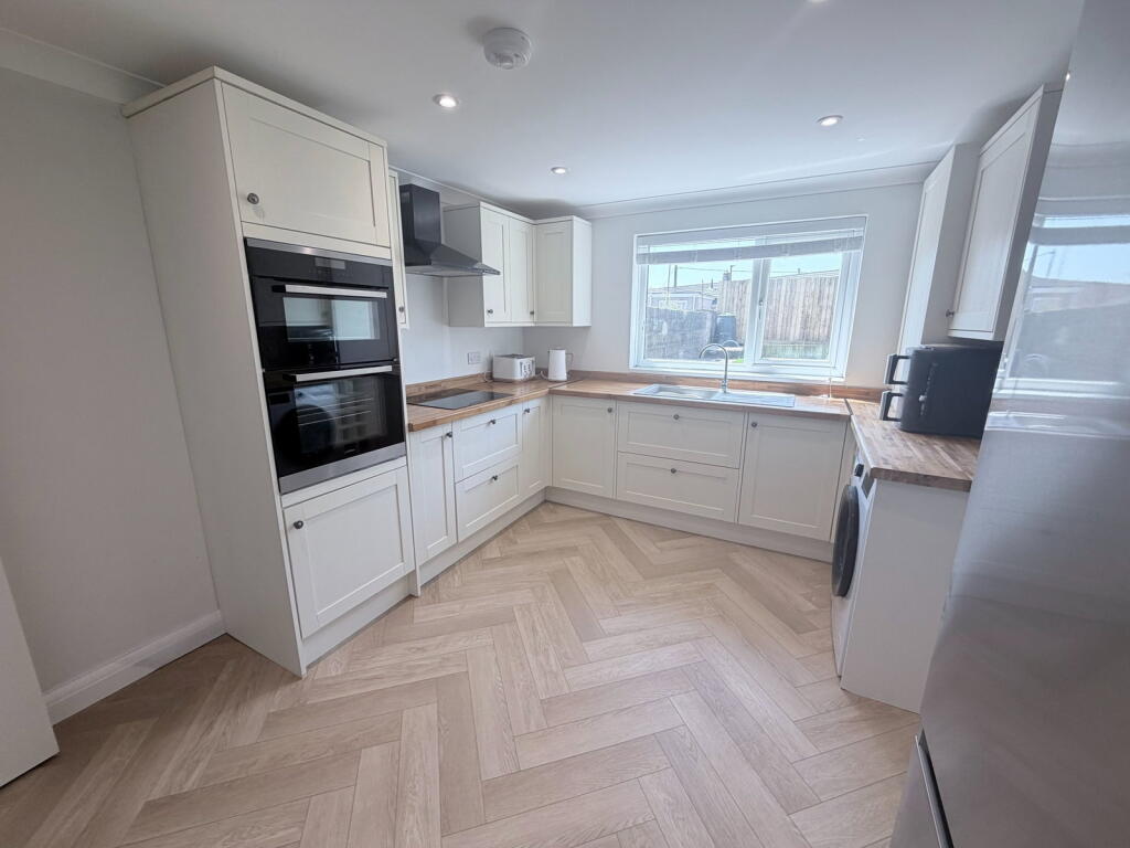 House in Maesteg - More