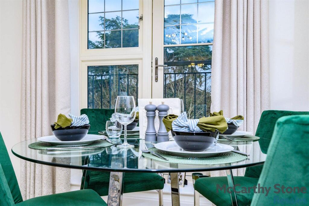 Additional image 11 of Great North Road, Hatfield