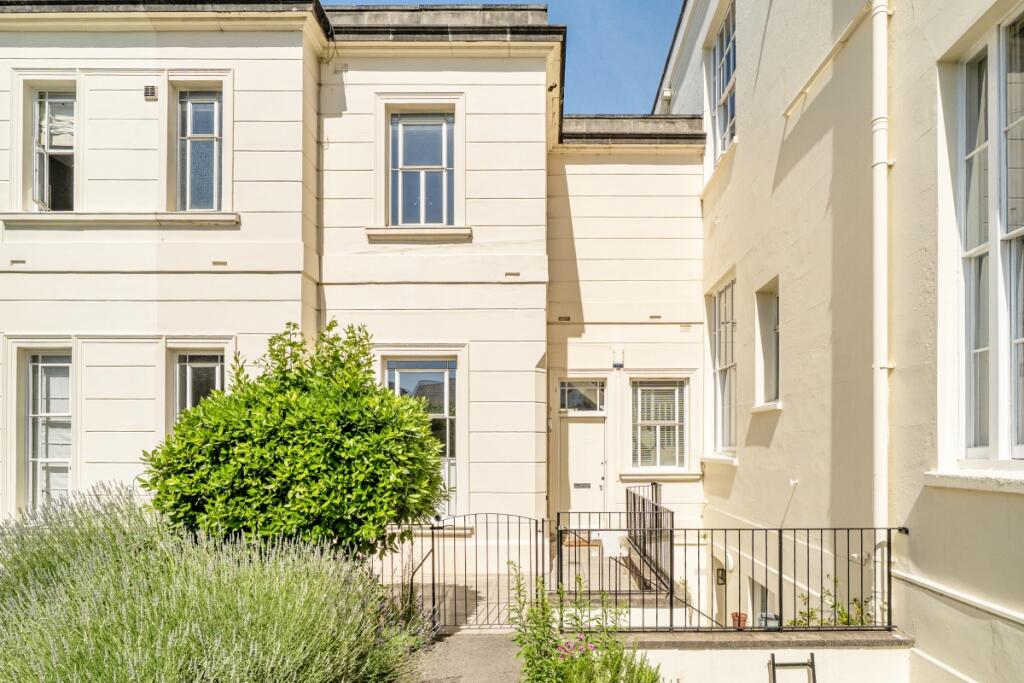 Main image of property: Suffolk Square, Cheltenham, GL50 2DY