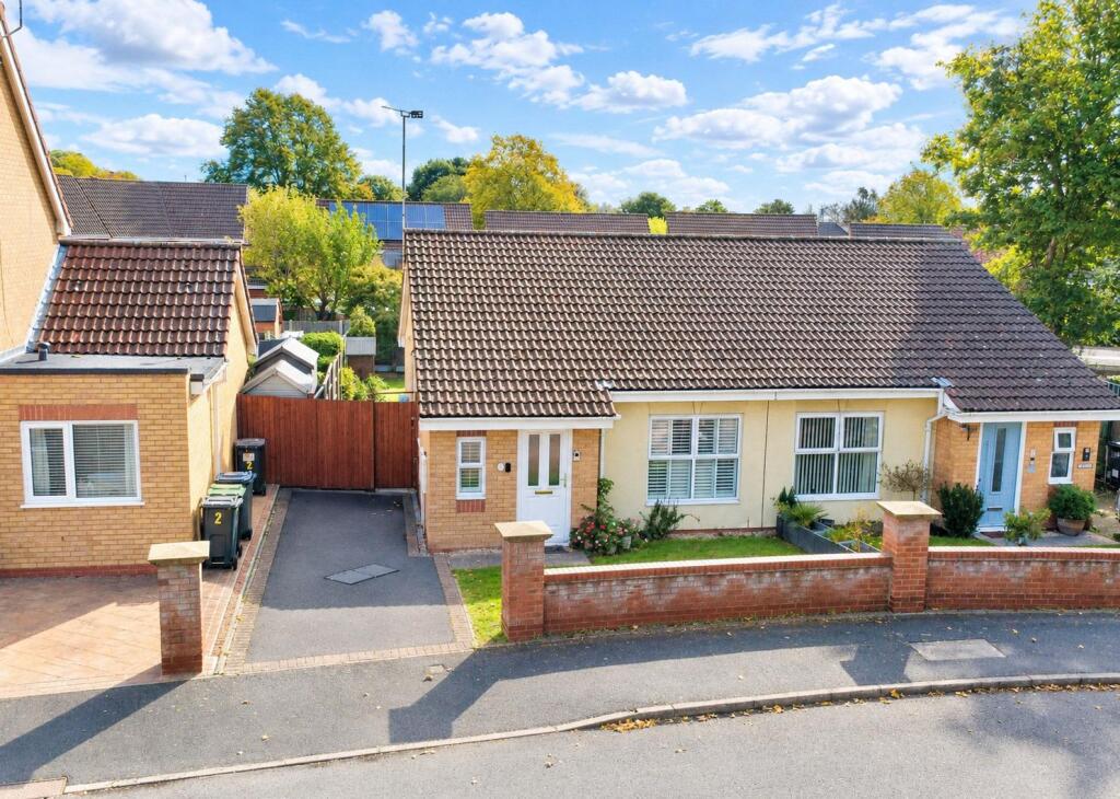 2-bed semi-detached on Saltney Close, Birmingham, £270,000