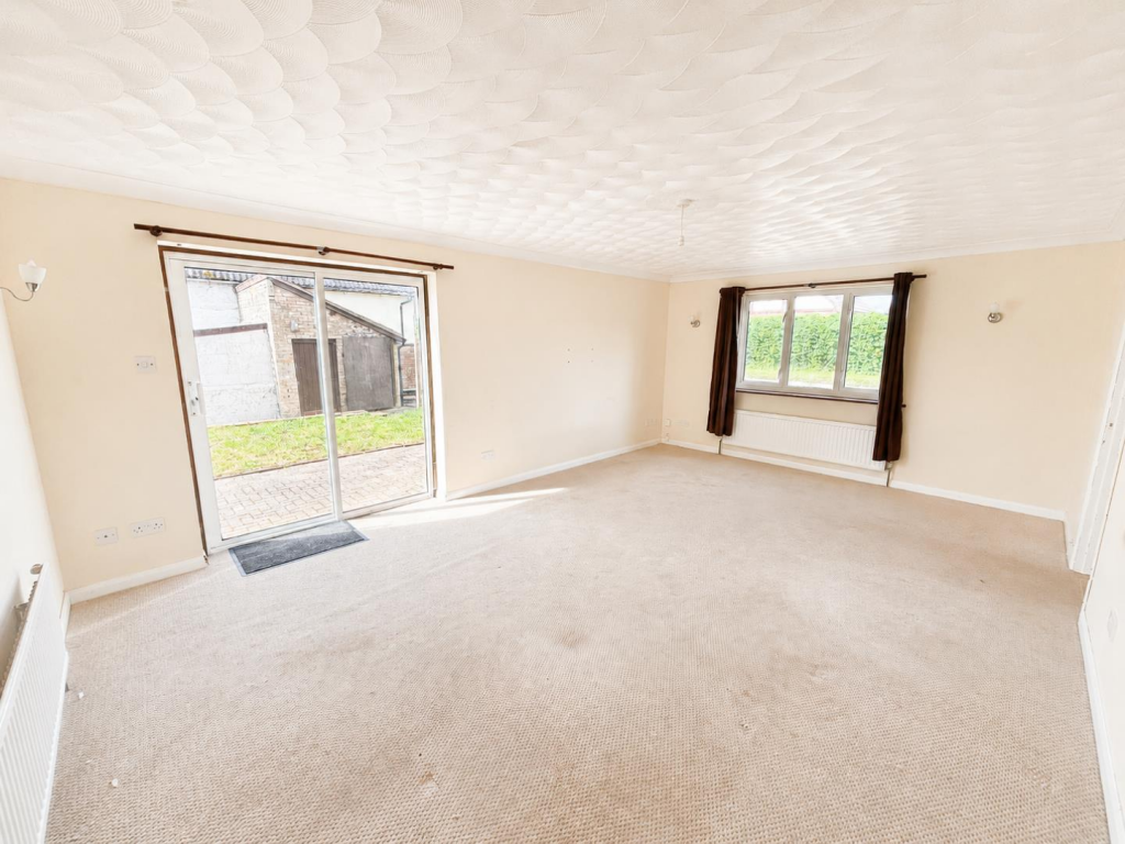 Mildenhall Road, Holywell Row, Bury St. Edmunds photo 3