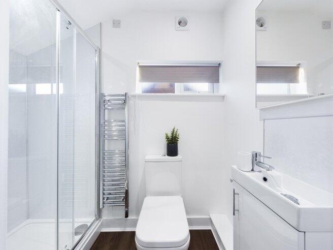 House in Lincoln, Lincolnshire - More