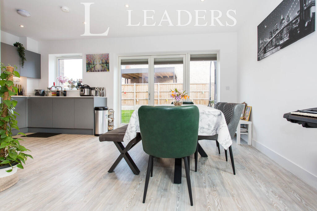 House in Cambridge - View 5