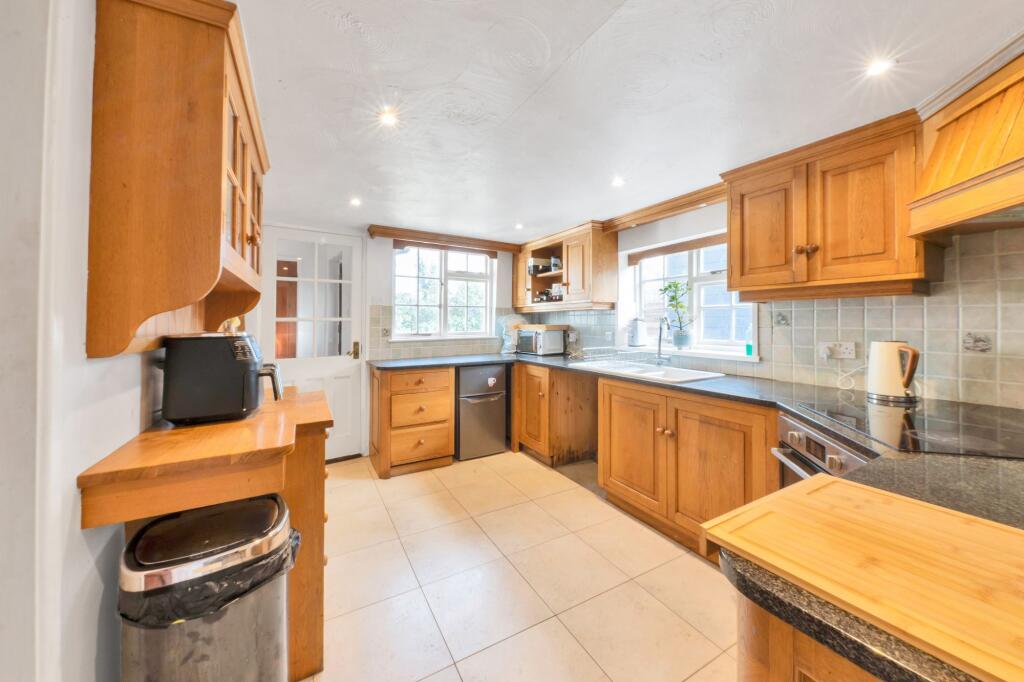 House in Stevenage - More
