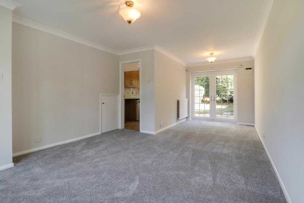 House in Guildford, West Clandon - View 3