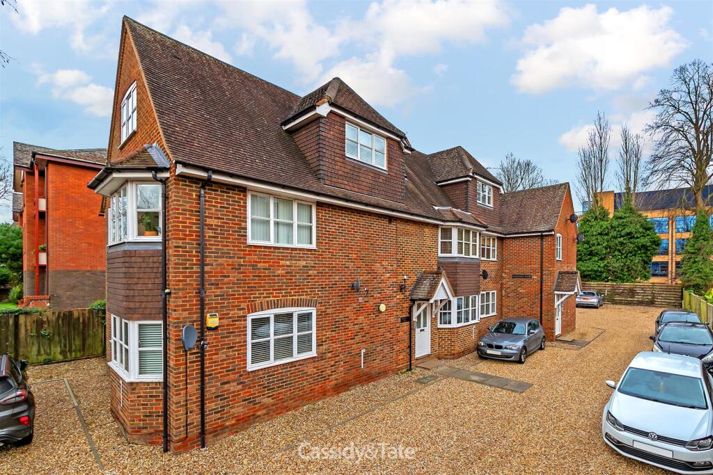 Main image of property: Beaconsfield Road, St Albans