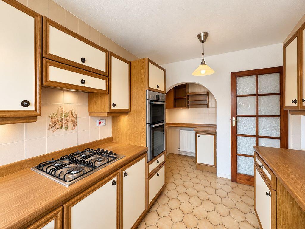 House in Lichfield, Burntwood - View 5