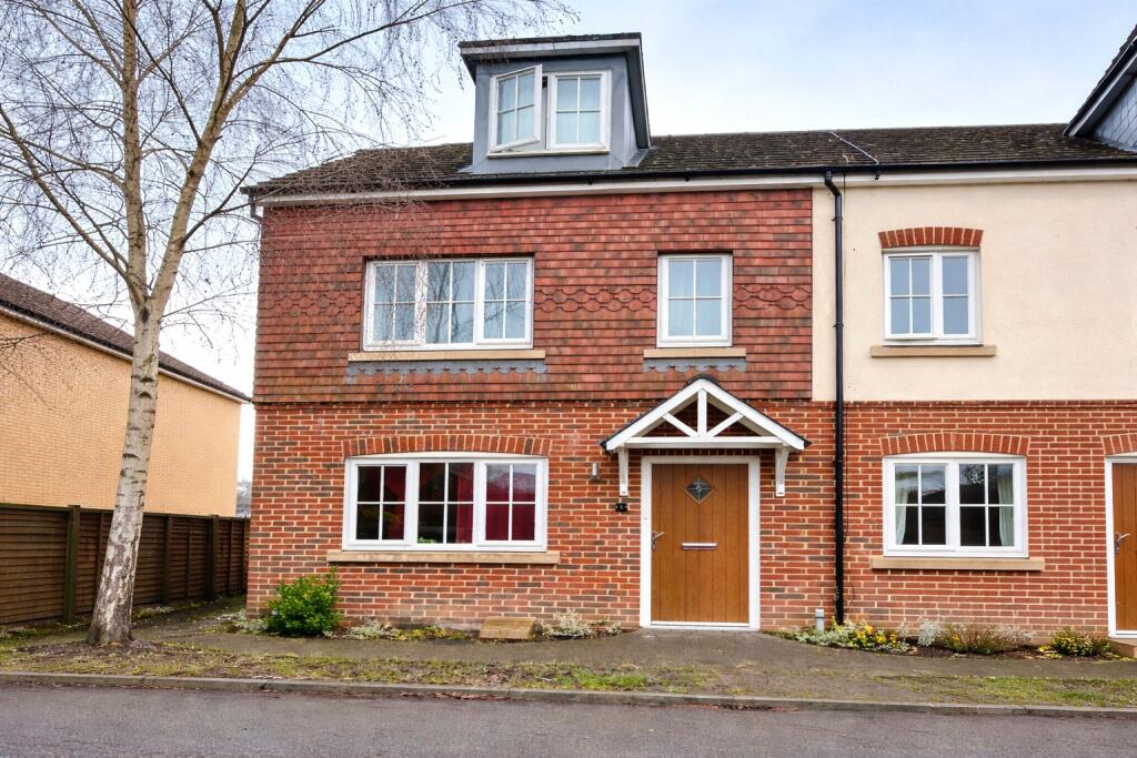 Main image of property: Kensington Place, Farnborough, Hampshire, GU14