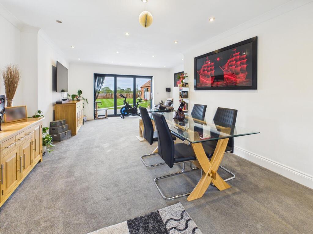 House in East Lindsey, Horsington - View 2