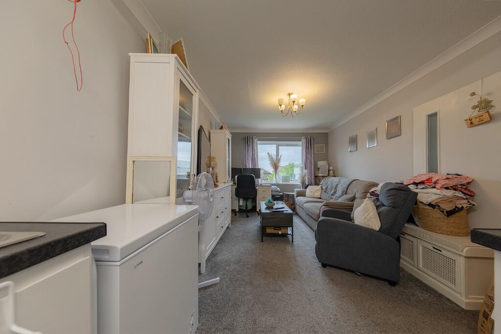 Bushfield, Peterborough, PE2 photo 2