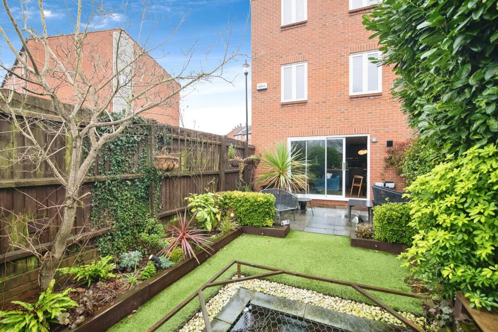 Additional image 16 of Horseshoe Crescent, Great Barr, Birmingham