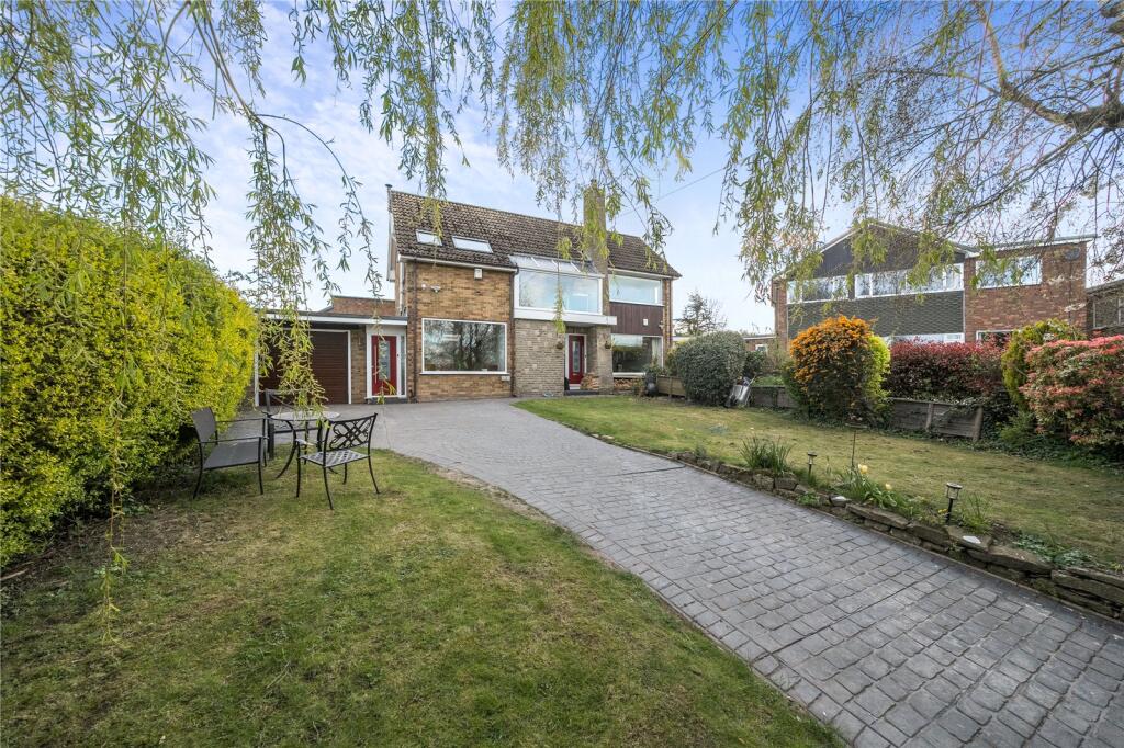 Main image of property: Kingsway, Garforth, Leeds, West Yorkshire