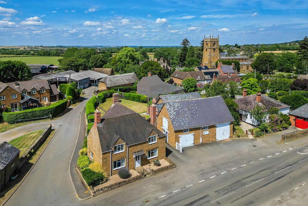 Main image of property: Middle Tysoe