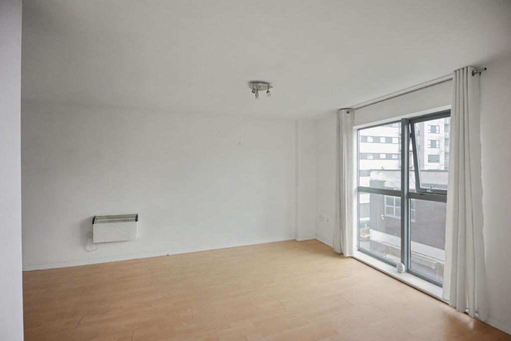 Apartment in Manchester, Strangeways - View 5
