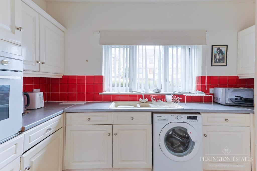 Barbican Road, Looe, Cornwall, PL13 photo 4