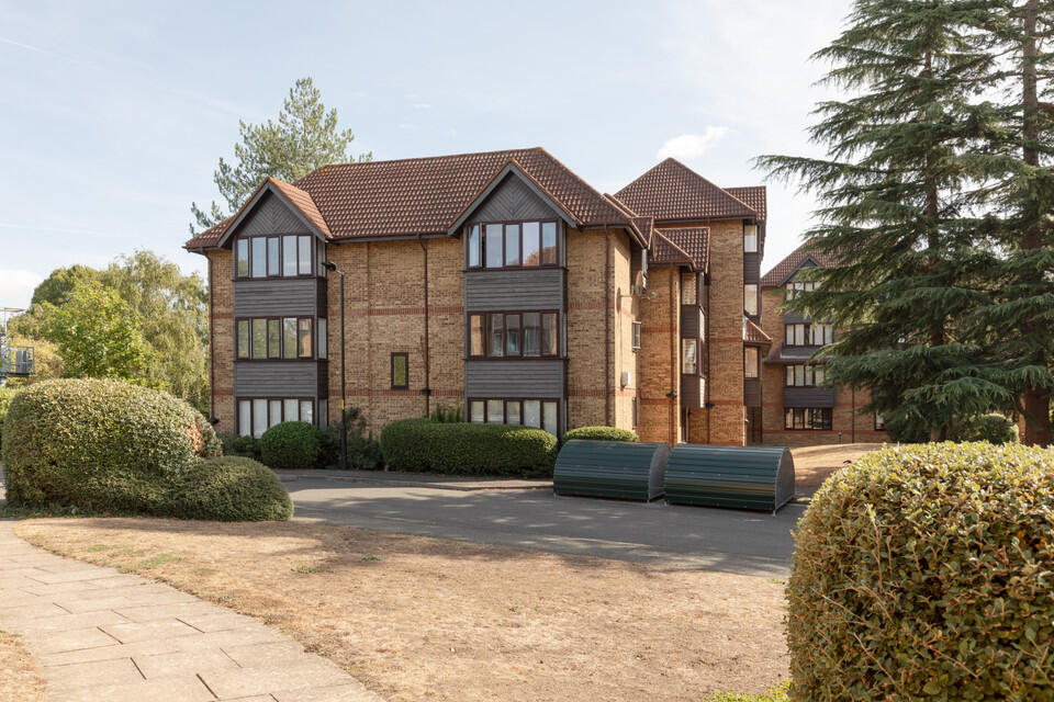 Apartment in London - View 2