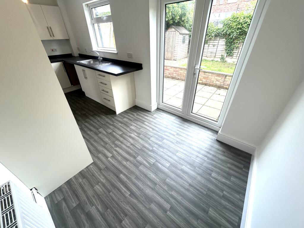 House in Havant, Hampshire - View 5