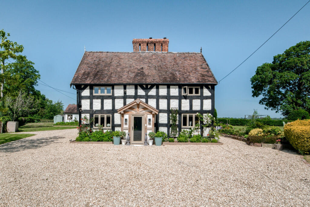 House in Shrewsbury - View 2