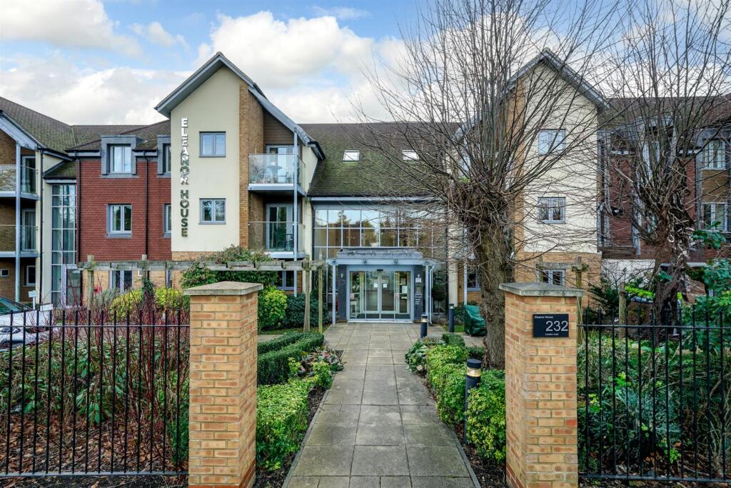 Main image of property: London Road, St. Albans