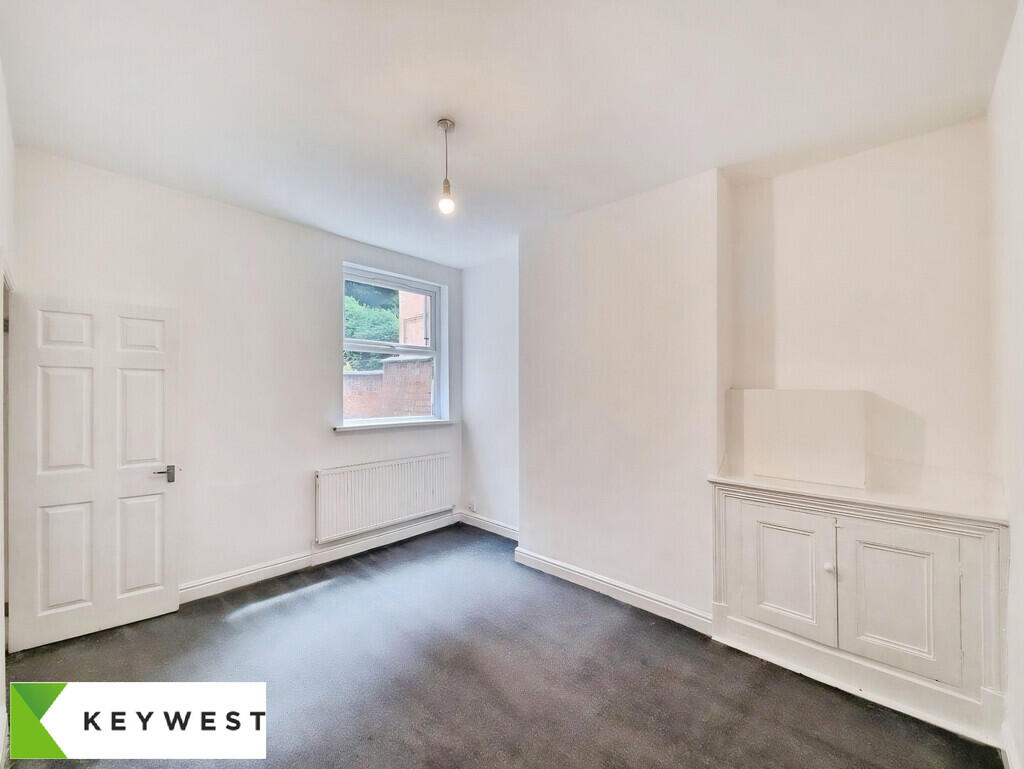 House in Leicester, City of Leicester - More
