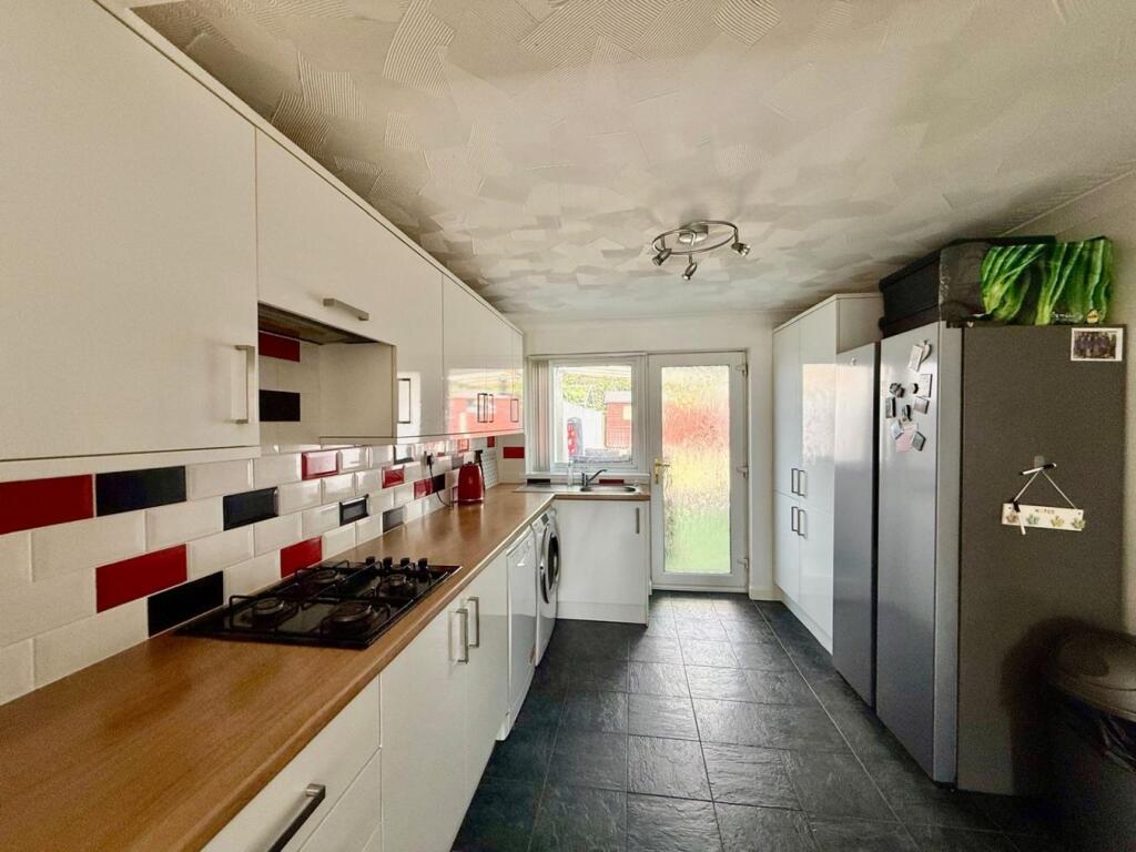 House in Newport, Llantarnam - View 4