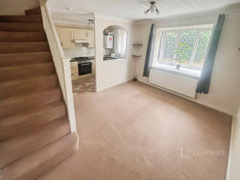 House in Luton - View 2