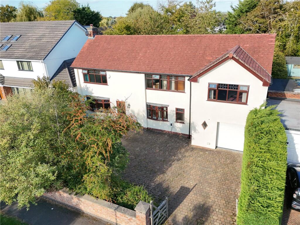 Main image of property: Gayton Parkway, Gayton, Wirral