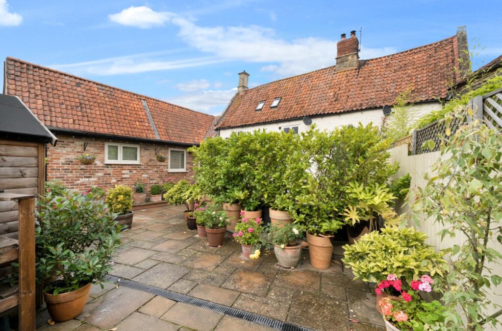 Grantham Road, Ropsley, Grantham, Lincolnshire, NG33 - View 4