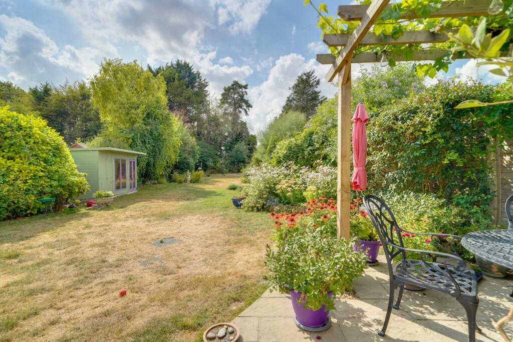House in Royston, Bassingbourn-cum-Kneesworth - View 4