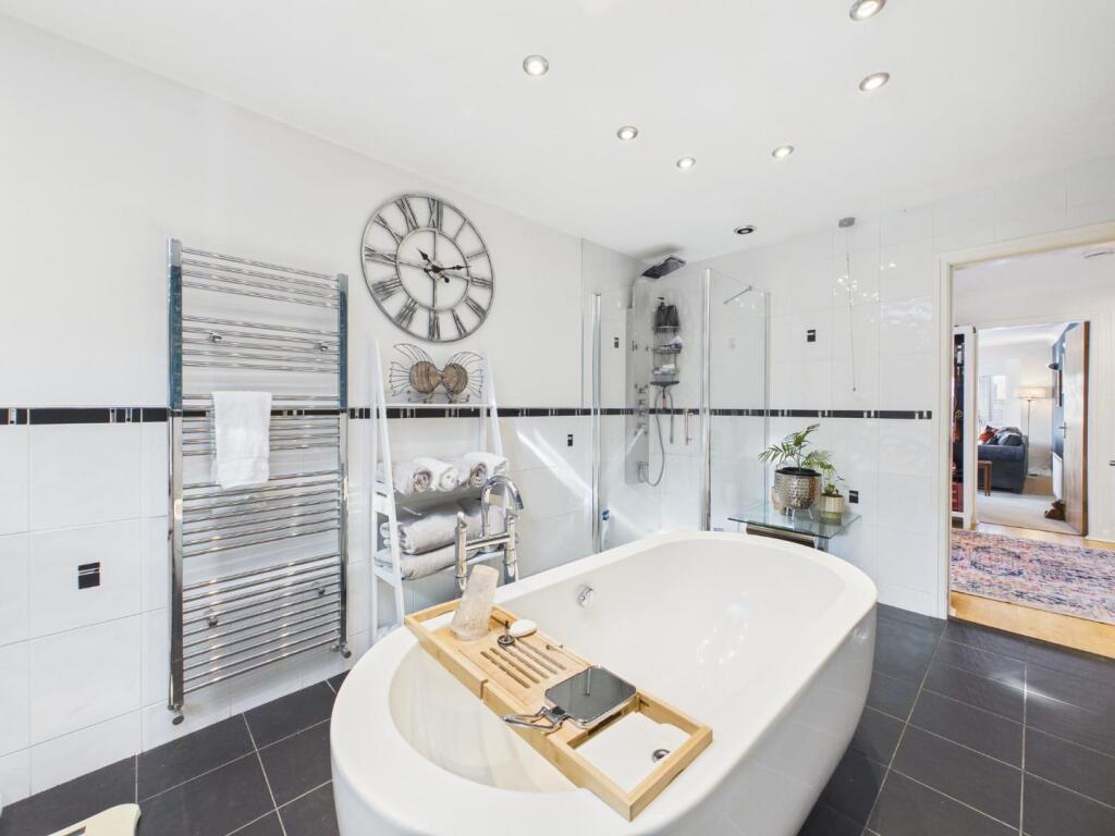 Additional image 20 of Scott Lane, Riddlesden, Keighley