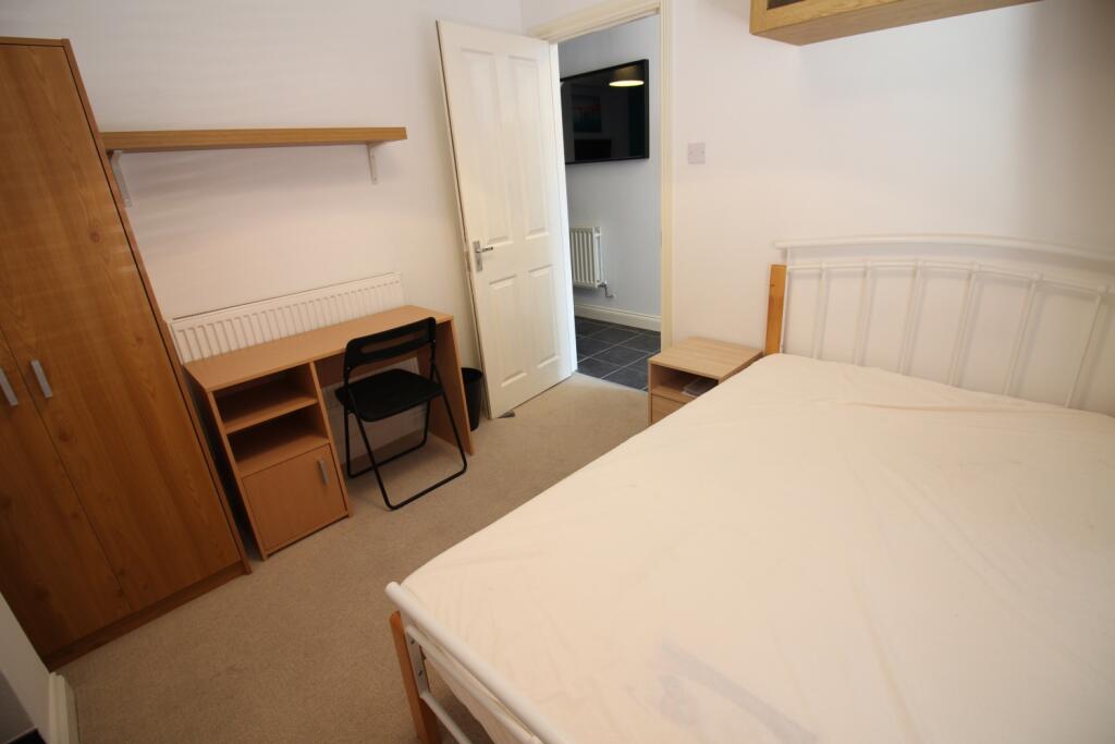 House in Cardiff, Plasnewydd, Roath - View 5