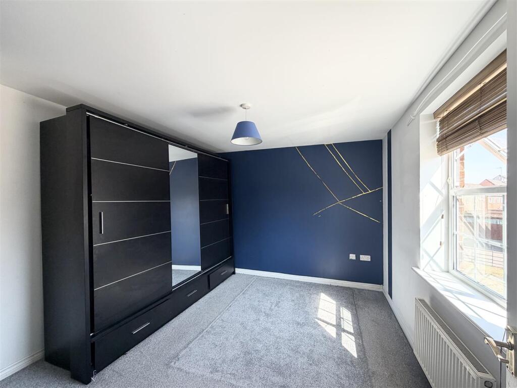 Apartment in Gloucester, Kingsway, Quedgeley - View 4
