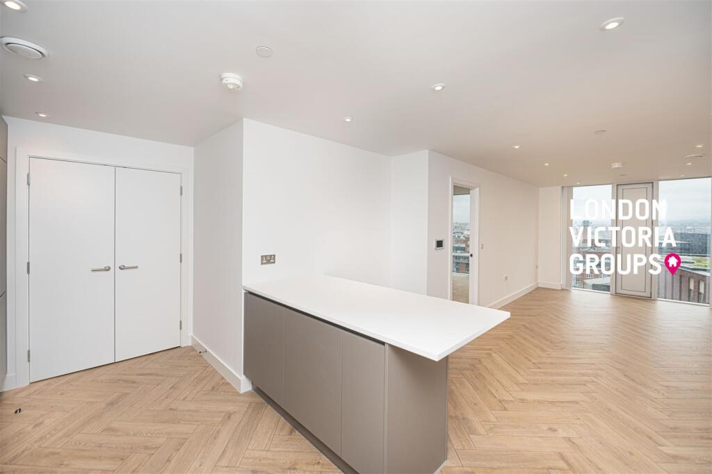 Main image of property: One Port Street, 80 Port Street, Manchester, M1