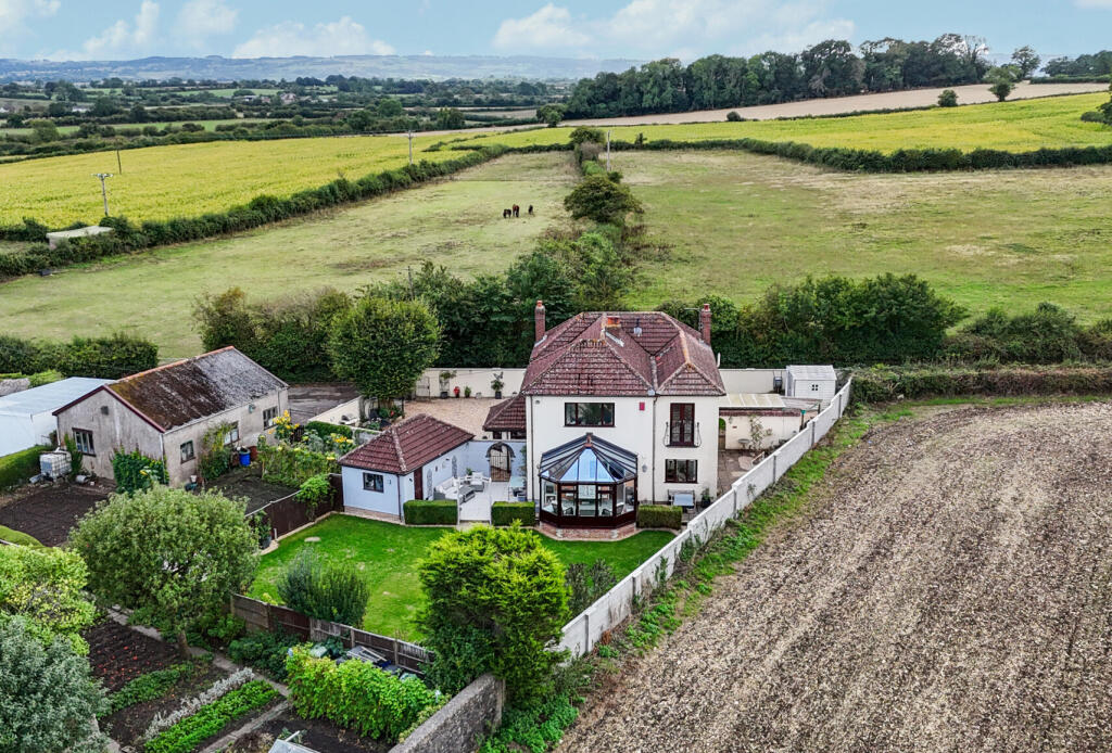House in Bristol, Clutton - More