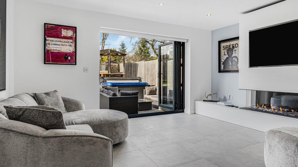 Additional image 7 of Yewhurst Road, Solihull, B91 1PW