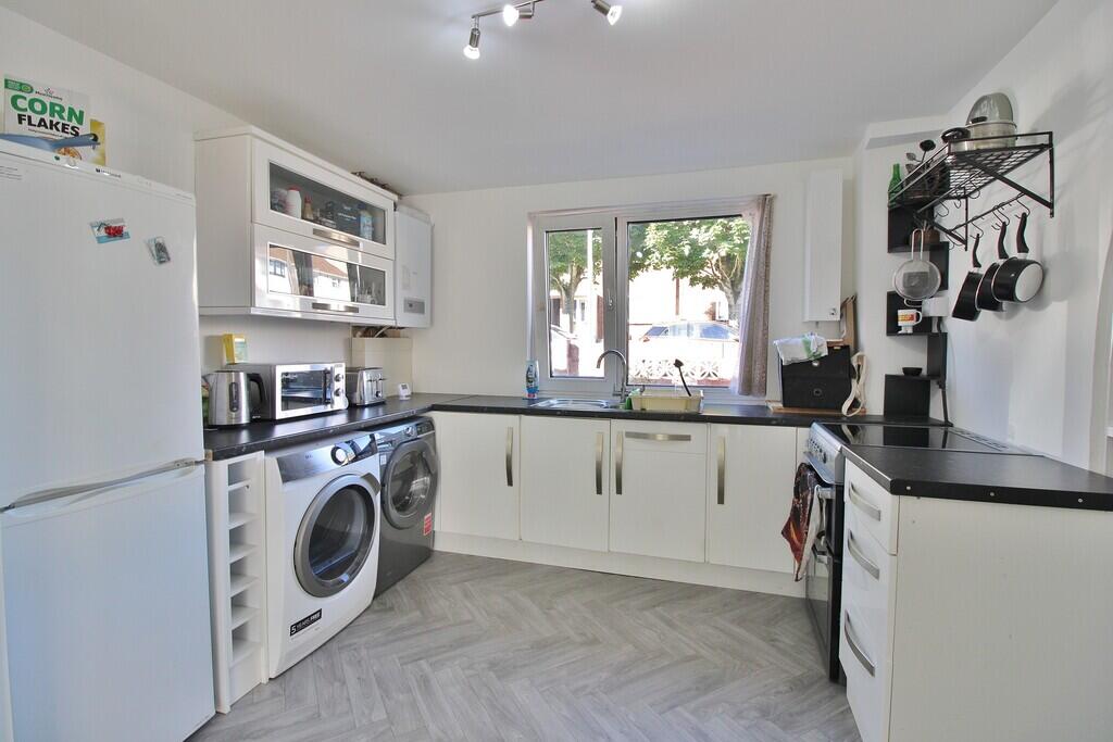 House in Portsmouth - View 5