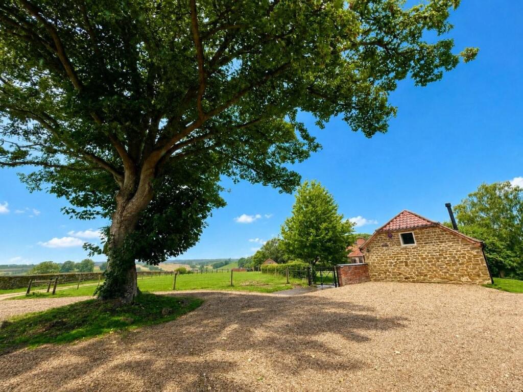 House in Nottingham - View 4