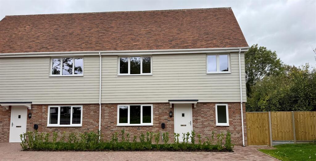Main image of property: Griffin Cottage, Court Road, St Nicholas At Wade, Birchington, Kent CT7 0NH