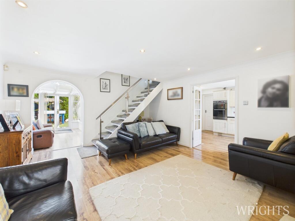 Bader Close, Welwyn Garden City, AL7 - View 4