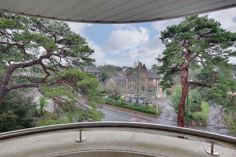 Christchurch Road, Bournemouth photo 4