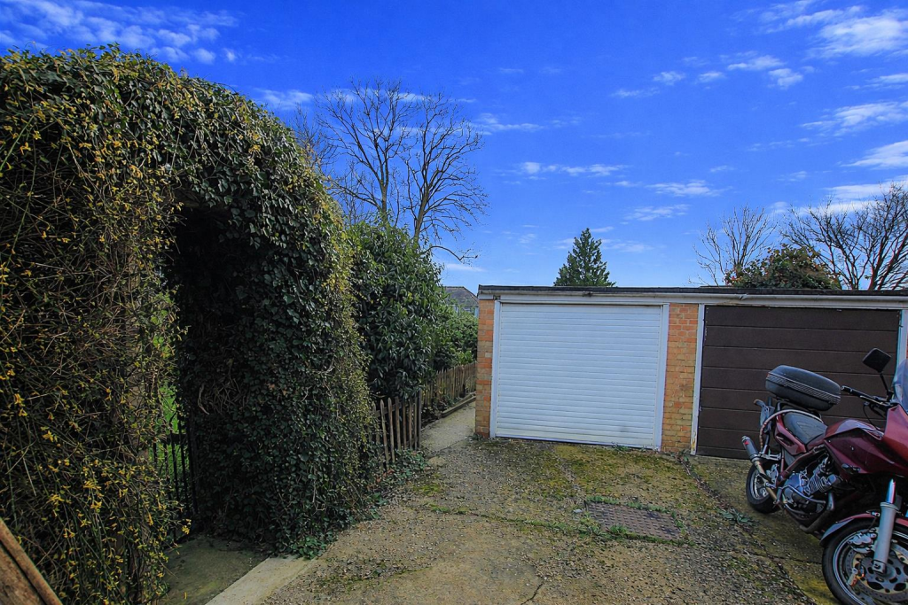 Additional image 16 of Poplars Close, Ellenbrook, Hatfield