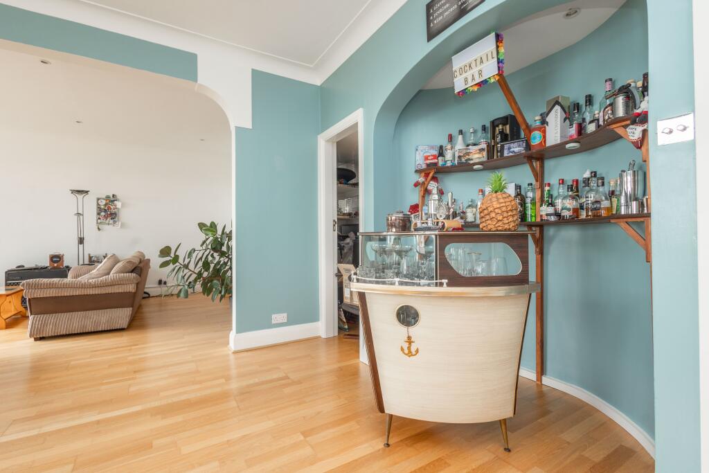 Apartment in Bournemouth - View 5