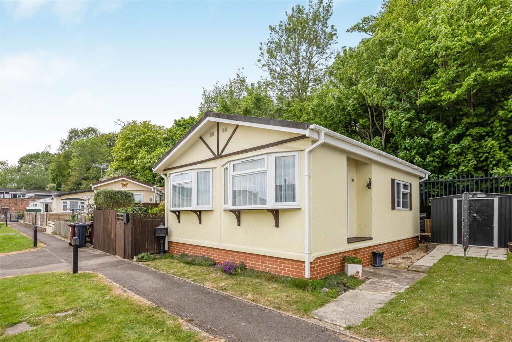 Main image of property: Peppard Road, Emmer Green, Reading