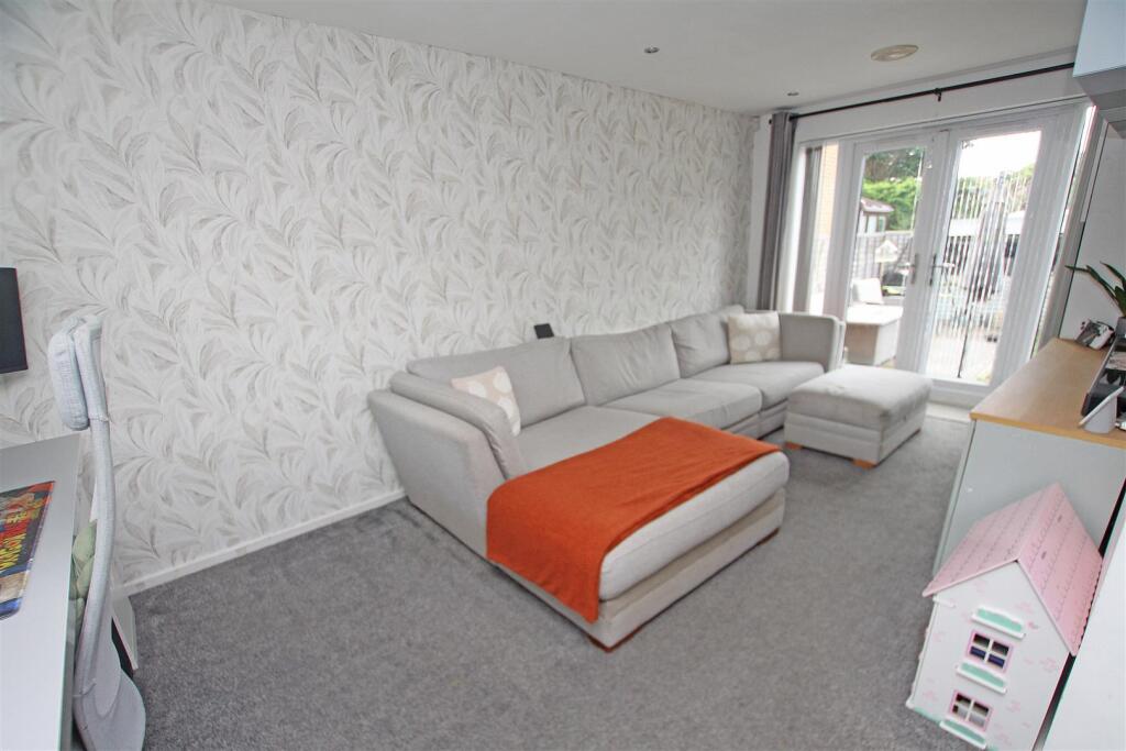 Additional image 4 of Plantagenet Crescent, Bournemouth