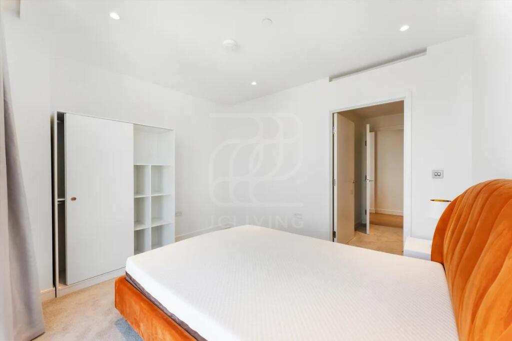 Apartment in London - View 4
