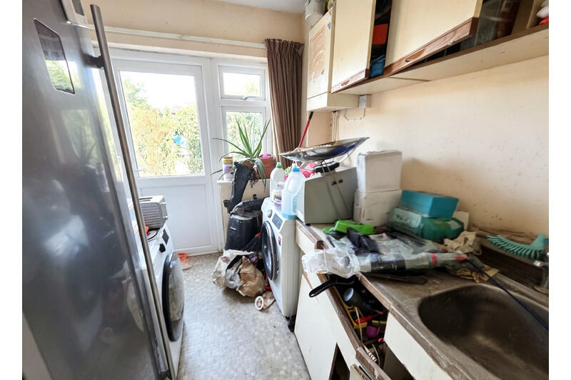 House in Taunton - View 5